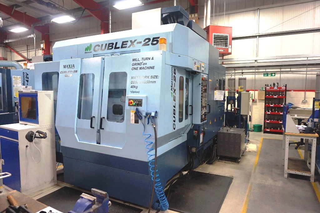 Matsuura Cublex 25 5 Axis Twin Pallet Turning/Milling Machine