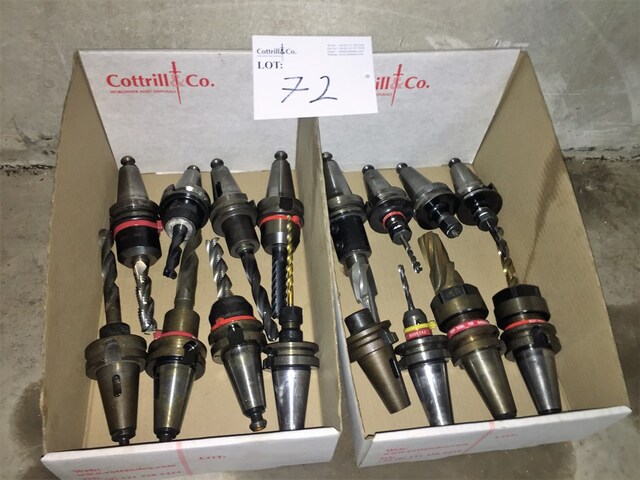 (16) BT40 Tool Holders