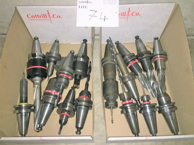 (16) BT40 Tool Holders