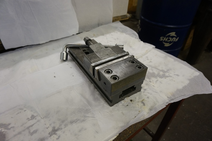 Sagop 150mm Machine Vice