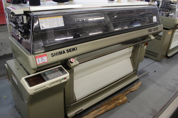 Shima Seiki SES122RT Computerised 10 Gauge Flatbed Knitting Machine