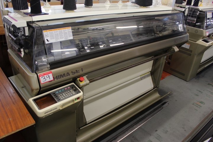 Shima Seiki SES122RT Computerised 10 Gauge Flatbed Knitting Machine