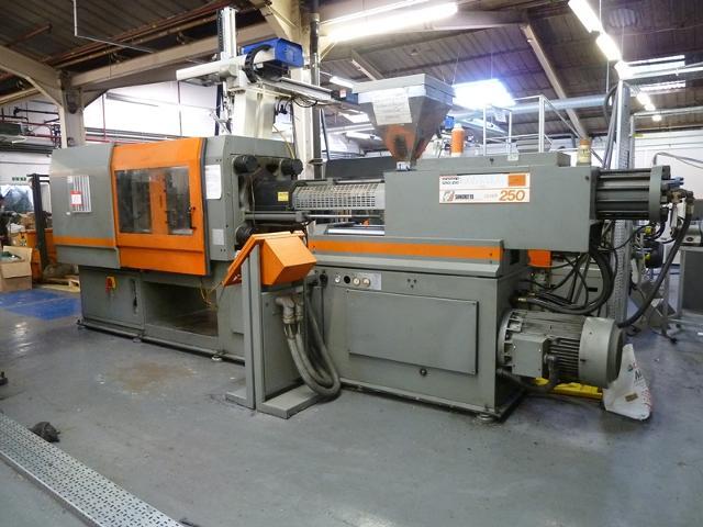 Sandretto S-7.250 Euromap 1250/250 250-Ton Injection Moulding Machine