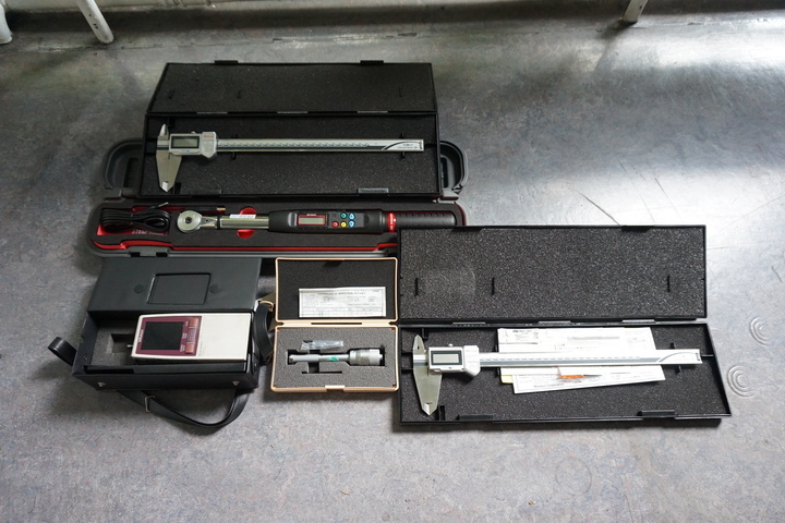 Cupboard with Qty of Verniers