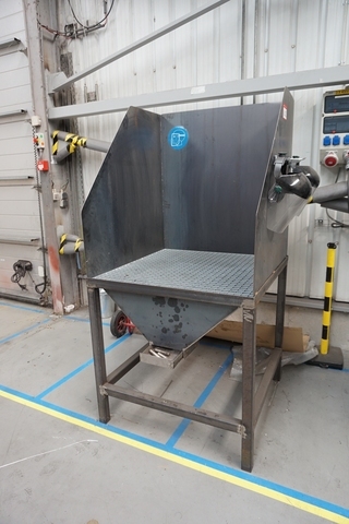 Deburring Bench 900mm x 900mm