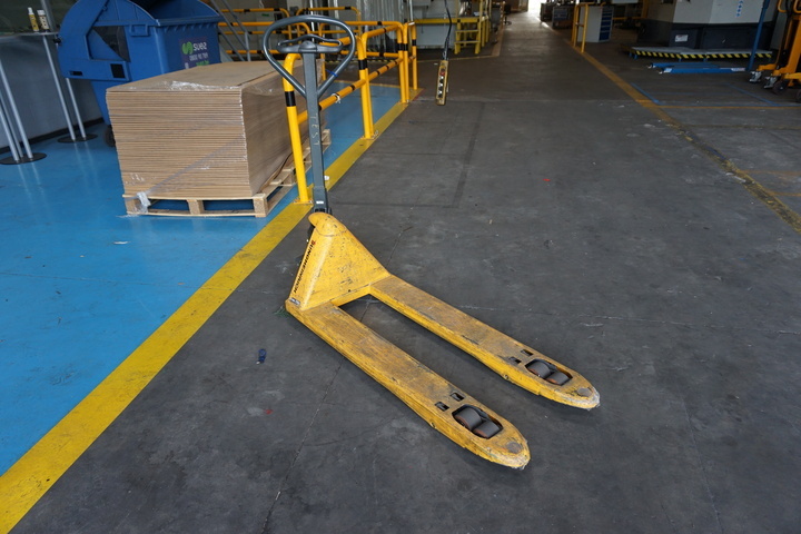 Jungheinrich Pallet Truck.