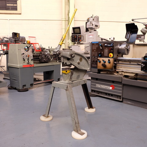 VICKERY Manual Cropper