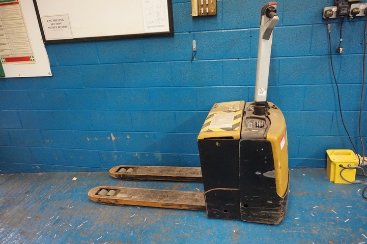 Caterpillar WPR20M Pedestrian Electronic Truck