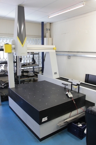 Nikon LK V15.10.80 Ceramic Technology Coordinate Measuring Machine