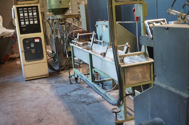 Mixing Extruding and Re-granulating Line