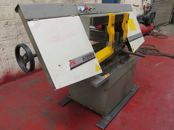 Startrite Model H280 MV Horizontal Bandsaw