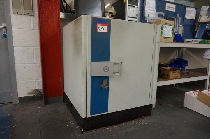 Large Steel Safe, Key Operated. 83cm x 84cm x 103cm