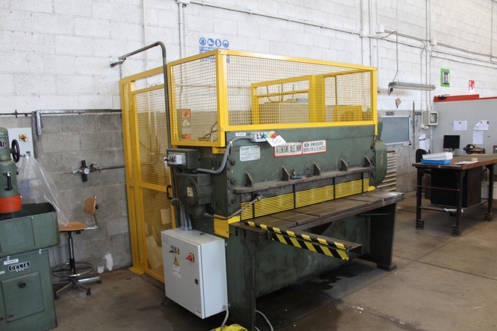 Colgar Model C4.185L2 1850mm Sheet Metal Guillotine