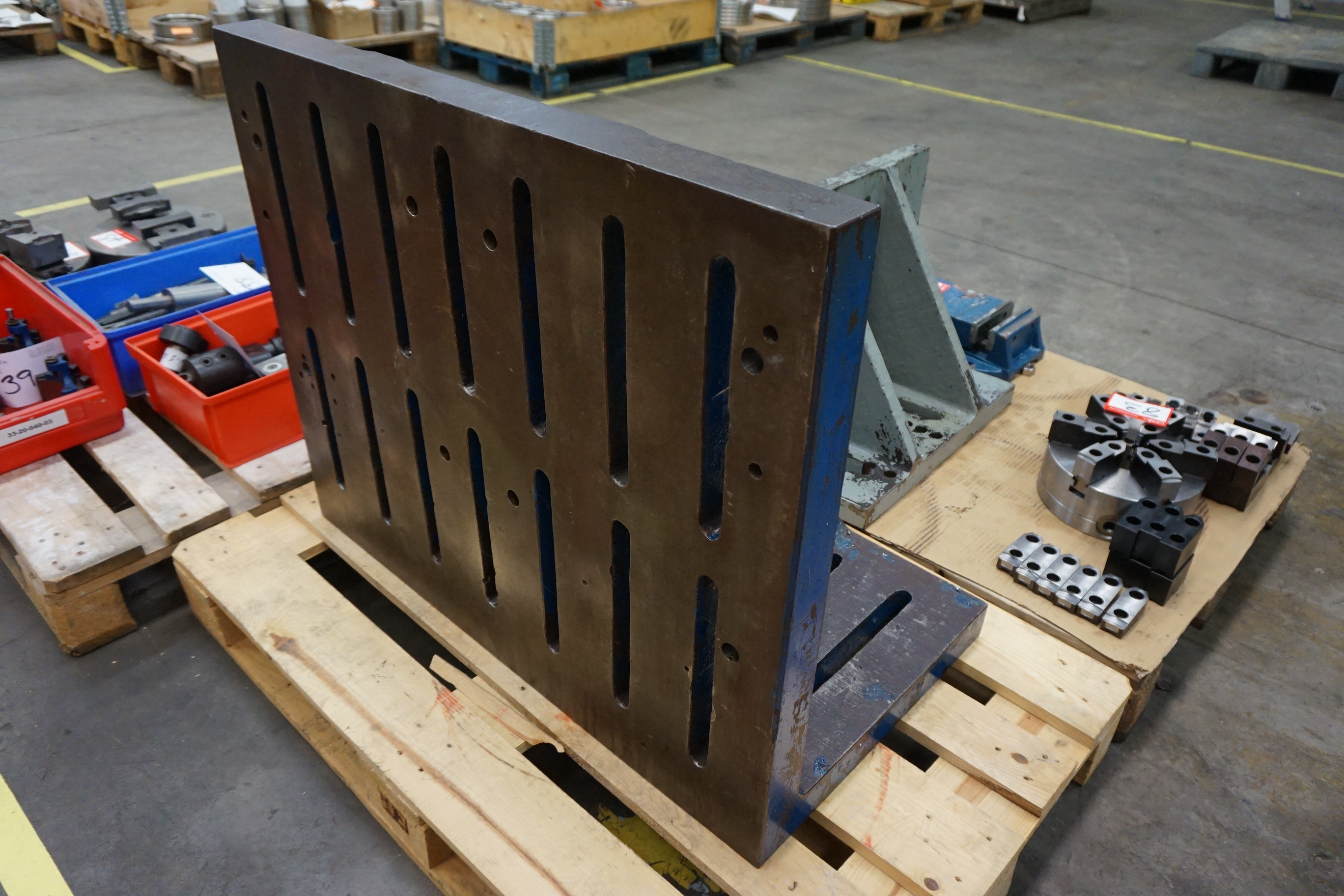 140mm Vice, 550mm x 450mm Angle Plate