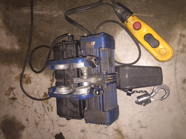 Donati 250kg 3 Phase Hoist