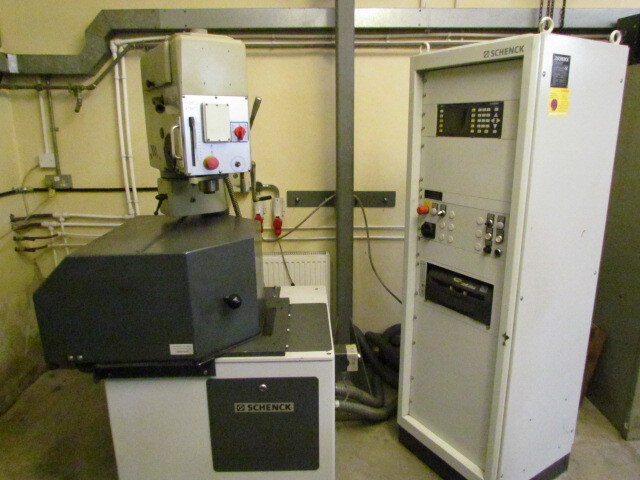 Schenck VE3 Balancing Machine