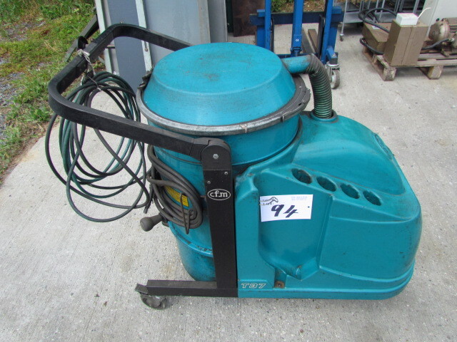 CFM T37 3-Phase, Heavy Duty Vacuum