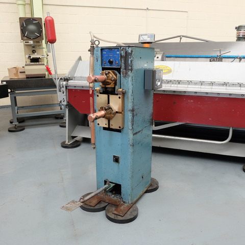 British Federal Type W/6 Spot Welding Machine
