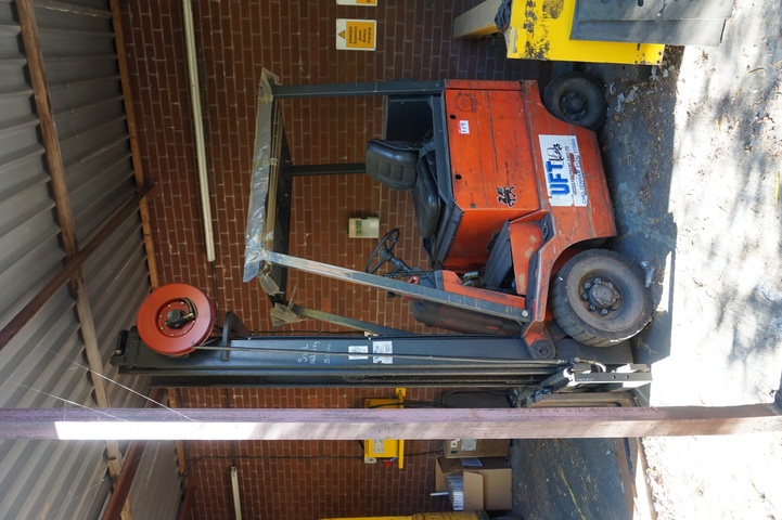 Linde Lansing Fork Truck Model FOERIS 120 FFL