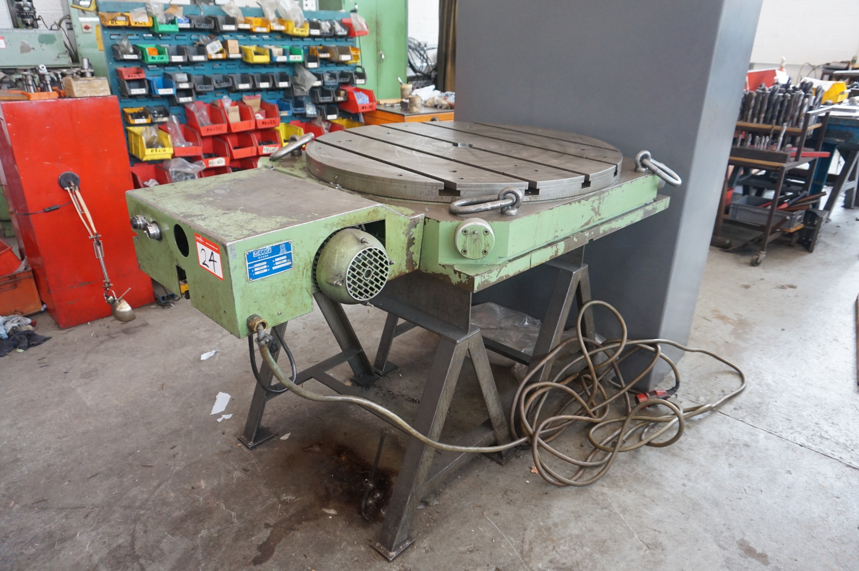 Mecof Ovada 1m Turn Table