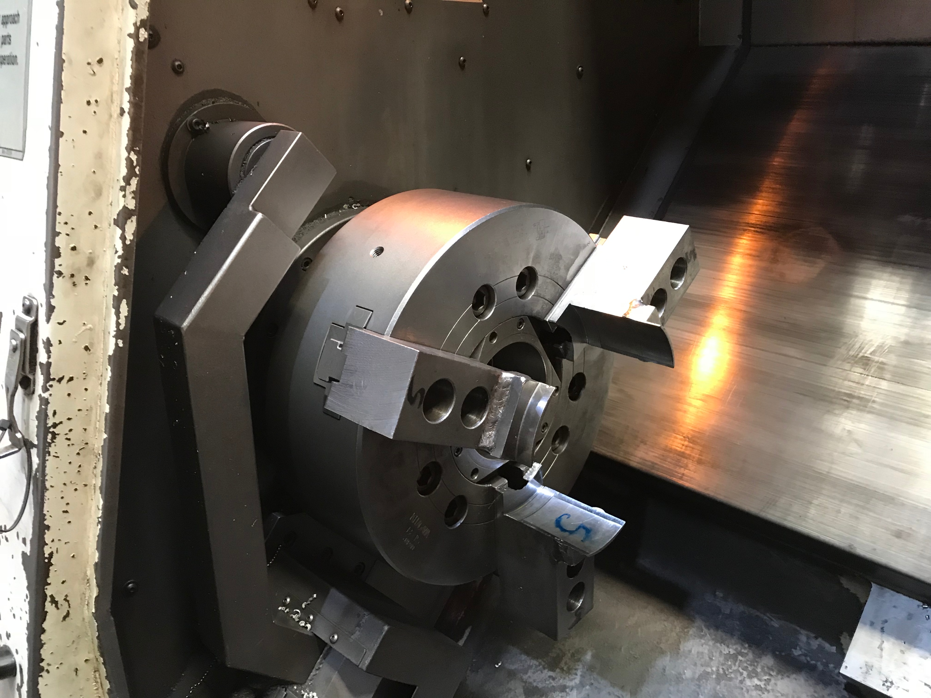 Victor V-Turn 36 CNC Lathe with Fanuc OTC Control