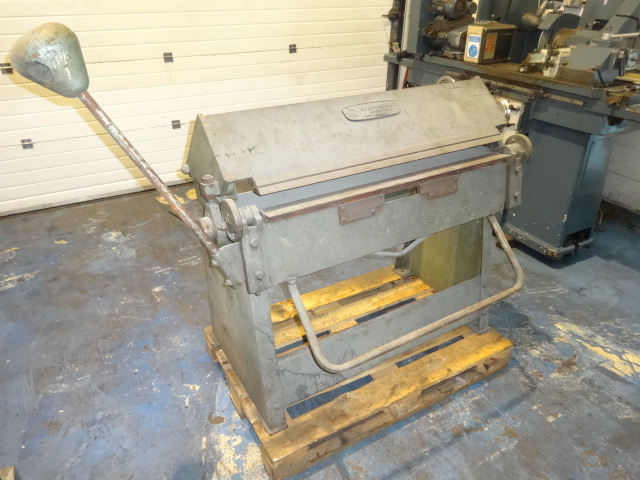 Edwards Model 3ft.16g. As Hand Folder