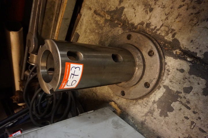 Extension Tool holder suitable for Bed Mills