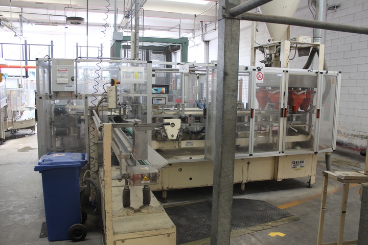 Senzani IVFX8 8 Head Volumetric Carton Filler