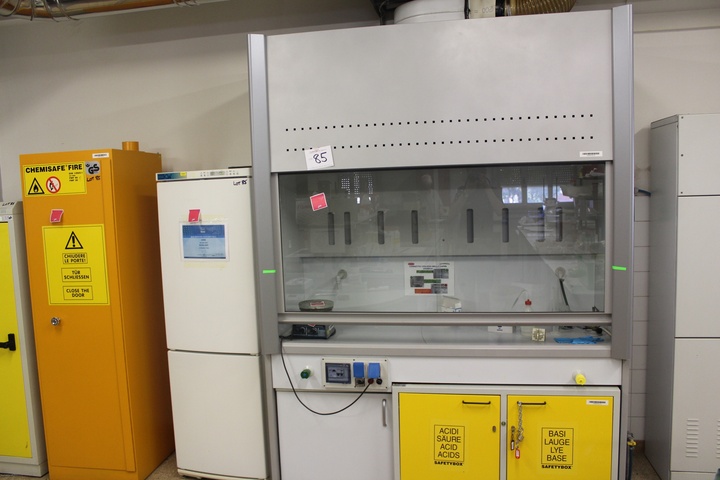 Fume Extraction Cabinet