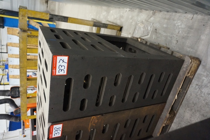 Cube, 750mm x 400mm x 1000mm