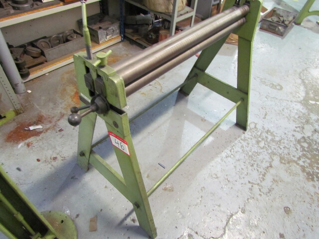 Set of Hand Rolls 50mm x 950mm Length