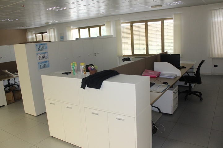 Contents of (2) x Open Plan Offices