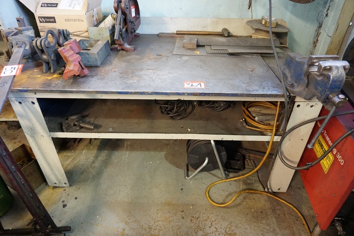Steel Work Bench with 41/2” Vice