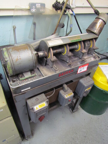Britan 4 Station Grinder