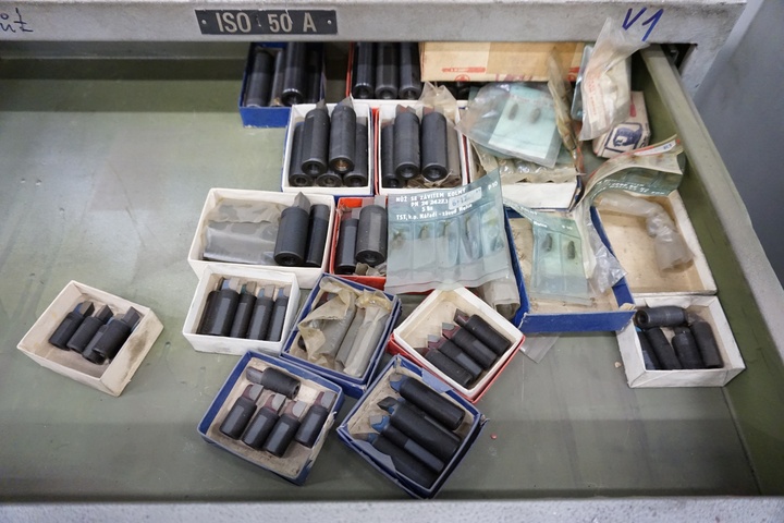 8 Drawer Cabinet with Qty Tooling & Collet Holders