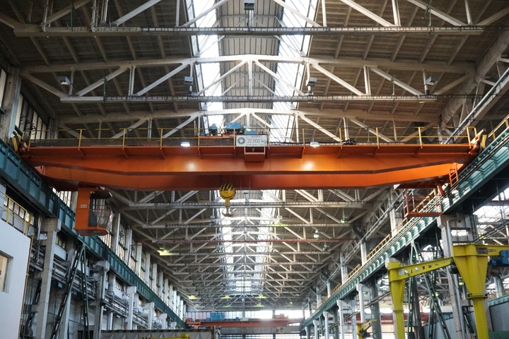 Sub 32,000kg Twin Beam Overhead Travelling Gantry Crane