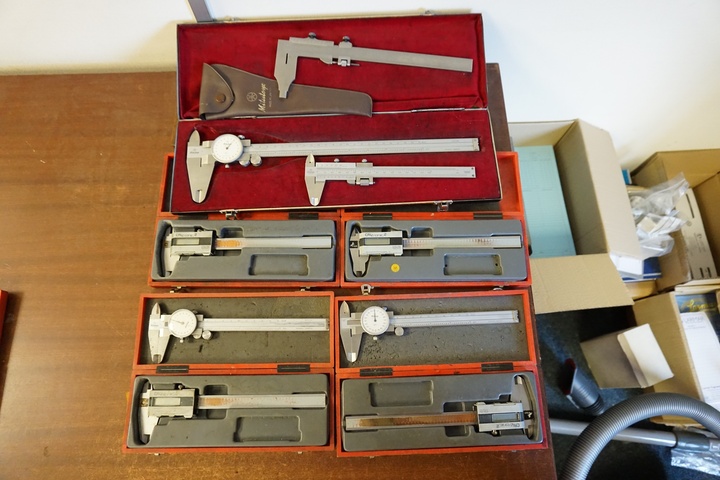 Qty of Verniers and Digital Verniers