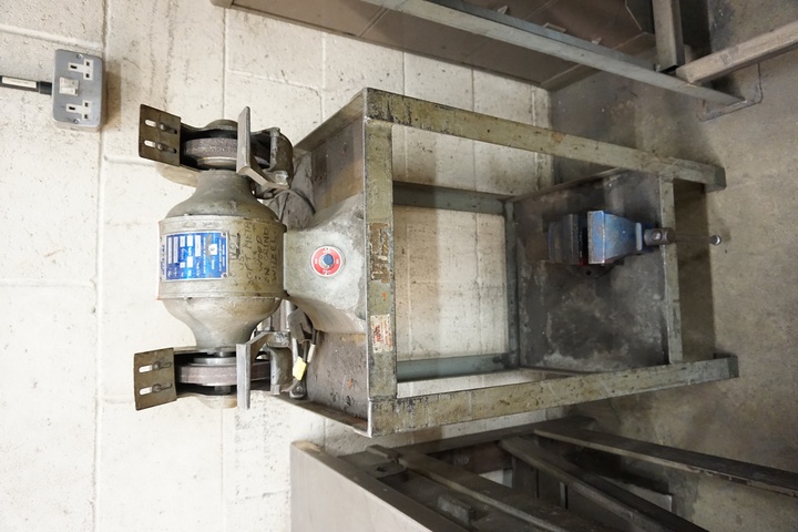 Elliot 6’’ Double Ended Grinder Model 6