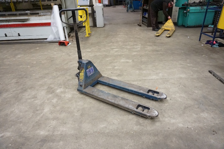 Pallet Truck, Capacity 2000kg