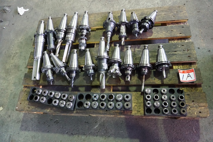 Qty CAT50 Tooling suitable for Fresatrice A Banco Fisso CNC Bedmill  with Collets