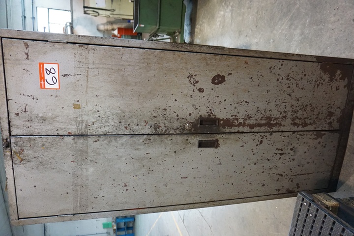Cupboard with Qty of Carbide Tip Holders Dies and Centres