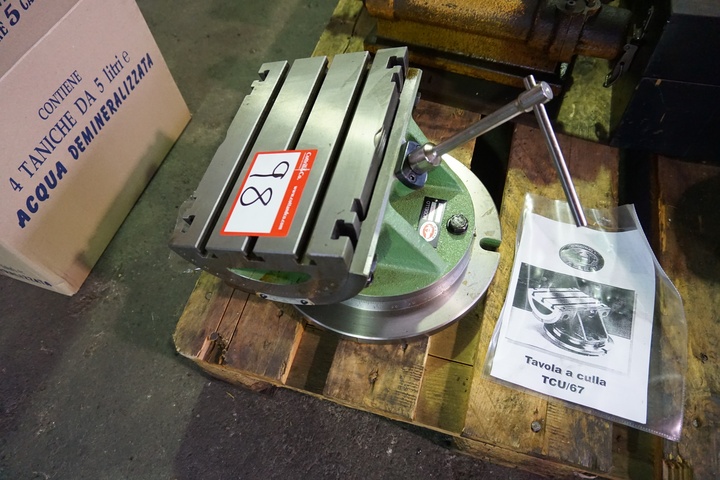 Allen Revolving Swivel Table