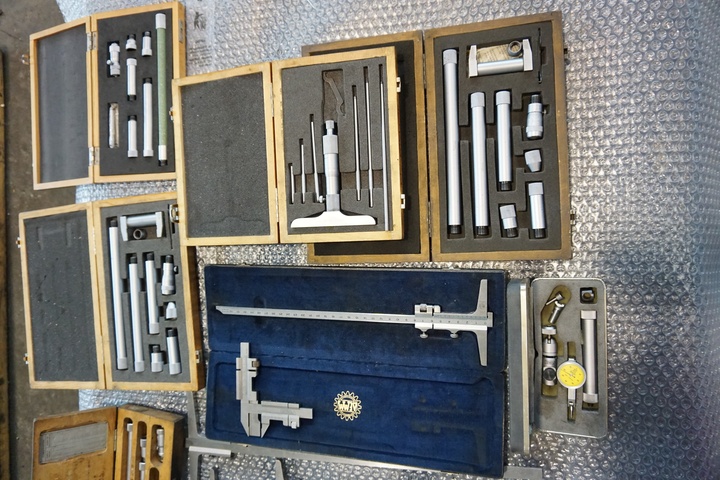 Qty of Depth Gauges and Bore Gauges