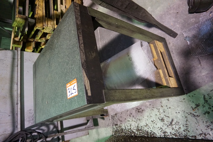 Granite Block 800mm x 500mm