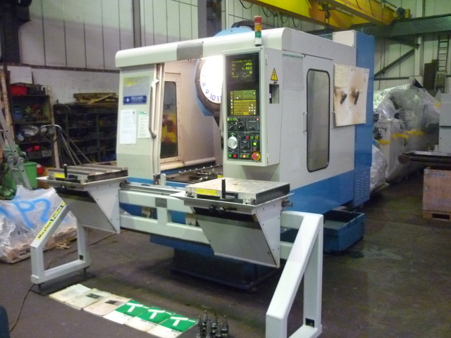 Hyundai SPT-V30T Twin Pallet Drill Tap Centre