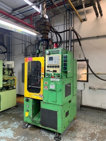 HAYSEN Single Extrusion Single Die Blow Molder