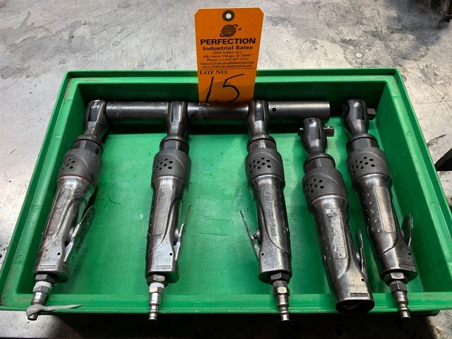 Lot of (5) 1/2" Drive Air Ratchet