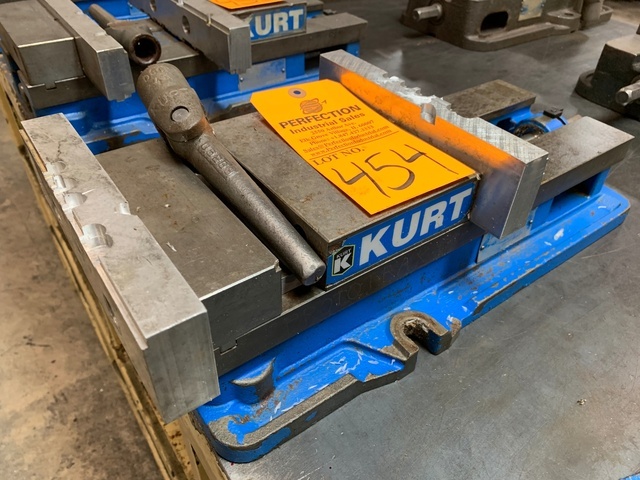 KURT D688 6" Ang-Lock Machine Vise