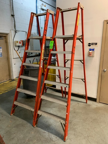 Lot of (2) Louisville Fiberglass Step Ladders