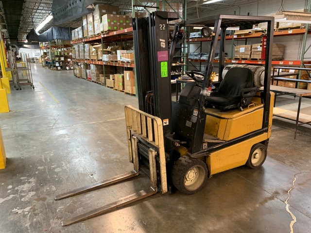 Yale GLC030 3000 LB LP Forklift, s/n A809N04419U